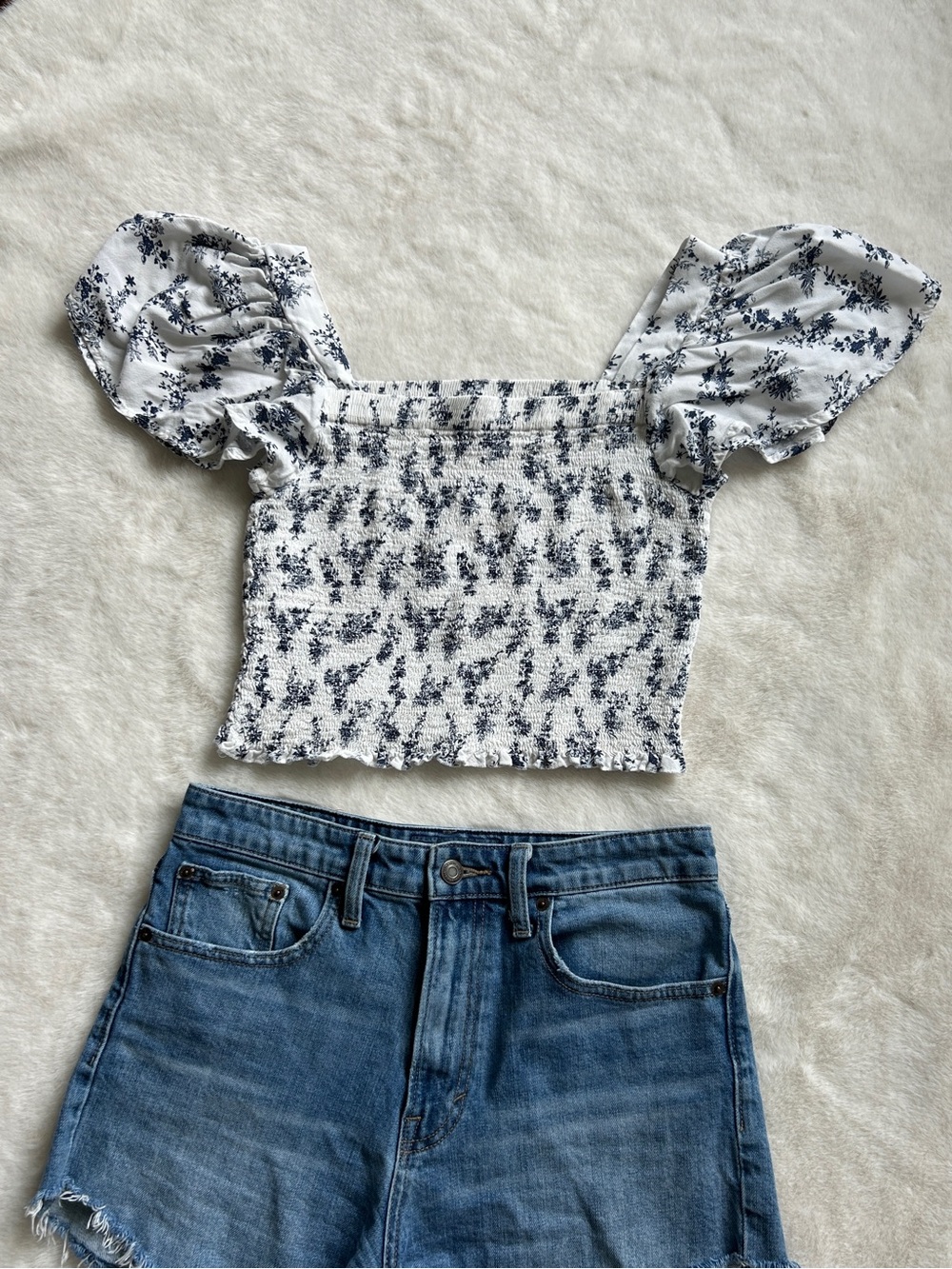 Japna White & Navy Smocked Puff-Sleeve Crop Top